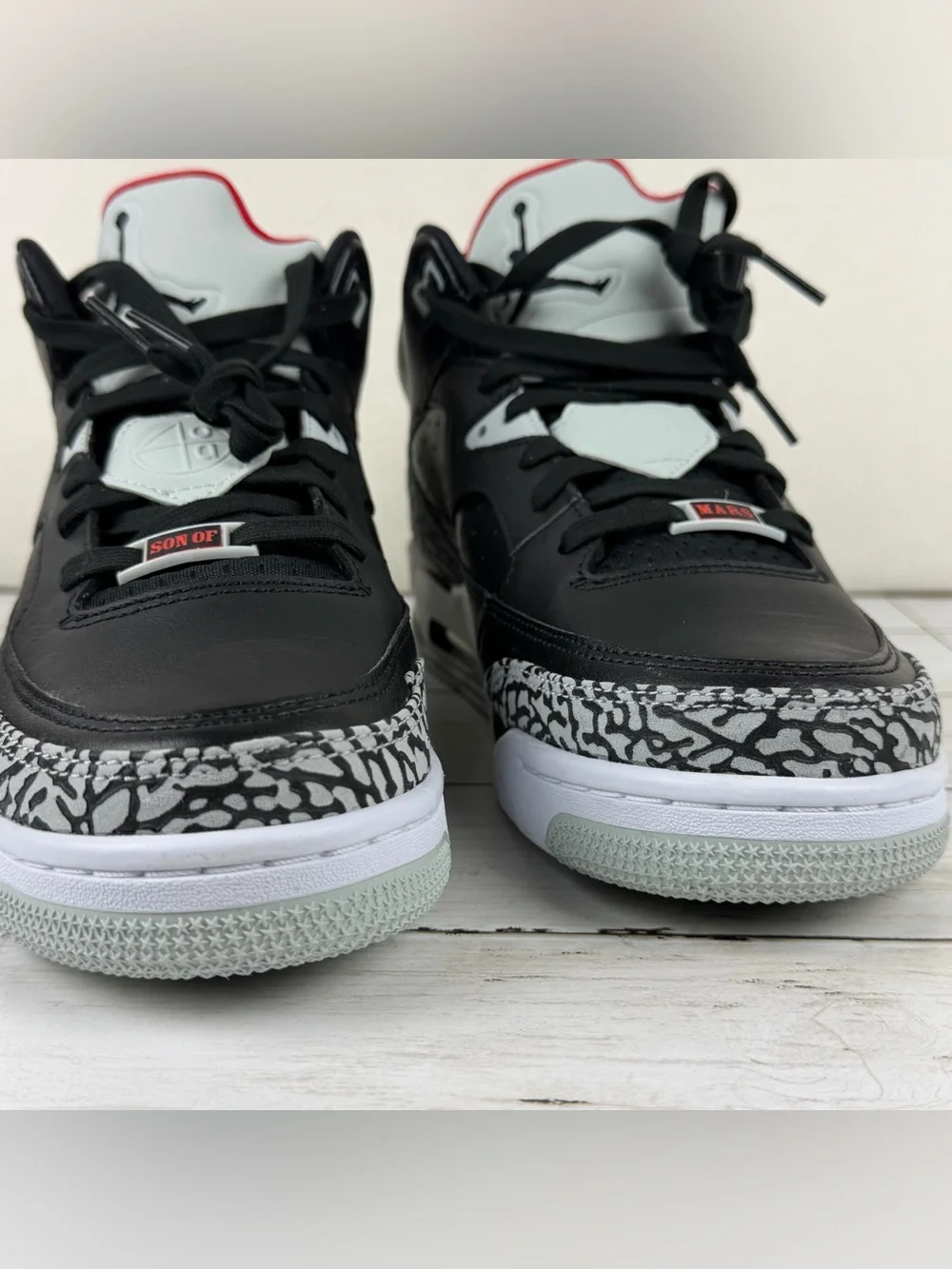 Nike Air Jordan Son of Mars Low Black Cement Men’s 9 580603-002 New -Damaged Box